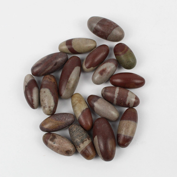 Lot of 18 Shiva Lingam Egg Stones Healing Quartz Tones 136 Grams