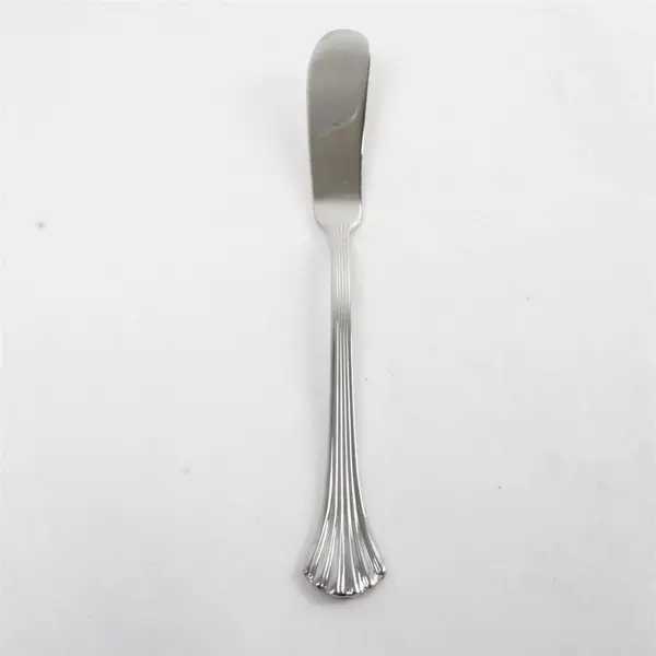 Set of 4 Oneida Saratoga Modern Solid Knives + 1 Flat Handle Master Butter Knife