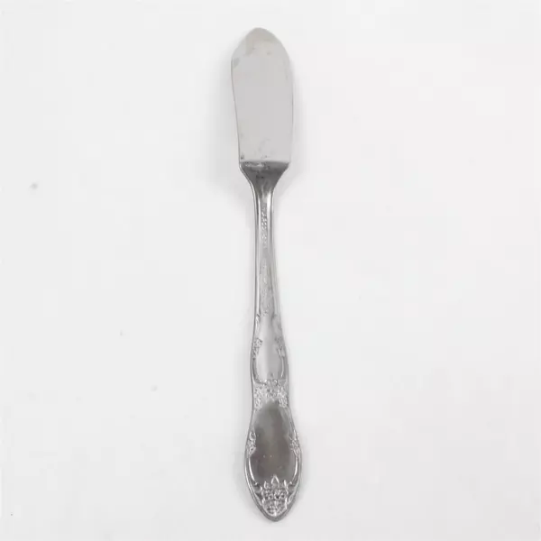 Lot of 2 Oneida Fenway Stainless Flatware: Master Butter Knife & Sugar Spoon