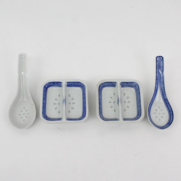 Set of 2 Chinese Ceramic Rice Grain Pattern Square Dipping Bowls With Spoons