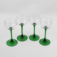 Lot of 4 Luminarc French Green Stemmed Wine Glasses Goblets