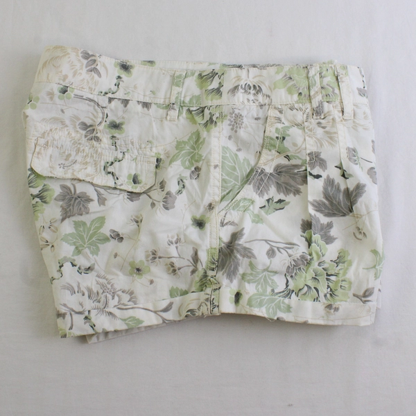 Vanilla Star Jeans White Green Gray Floral Pattern Shorts Junior's Size 7
