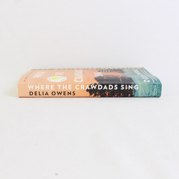 Where the Crawdads Sing by Delia Owens 2018 Paperback Good Condition