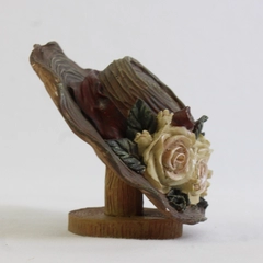 Vintage Unbranded Decorative Figurine Garden Hat & Hat Stand Cute 4.25" Diameter