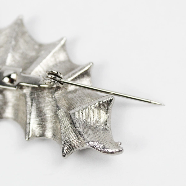 Vintage Silver Tone Metal Leaf Brooch 2.5" Women's Jewelry