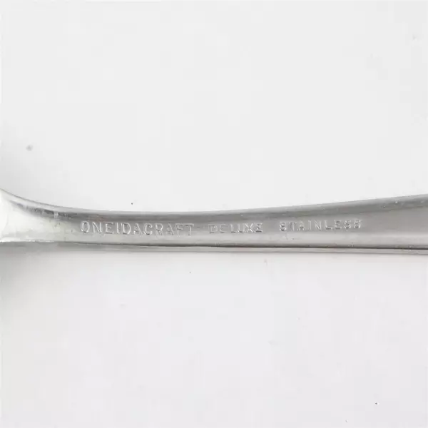 Set of 3 Oneida Flight Stainless Deluxe Oval Soup Spoons 7-1/4" Glossy