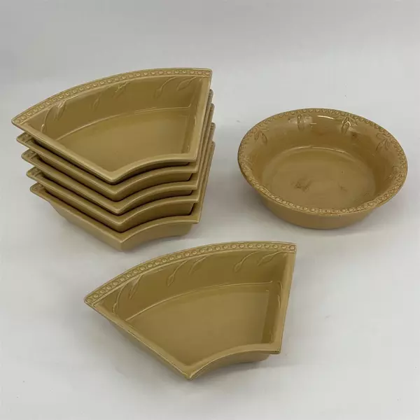 Large 8pc Signature Sorrento Gold Wheat Rotating Lazy Susan 