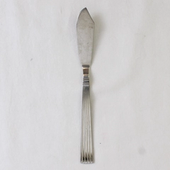 Wallace Silver Manhattan Pattern Butter Knife 18/8 Stainless 6.75" Rare Find