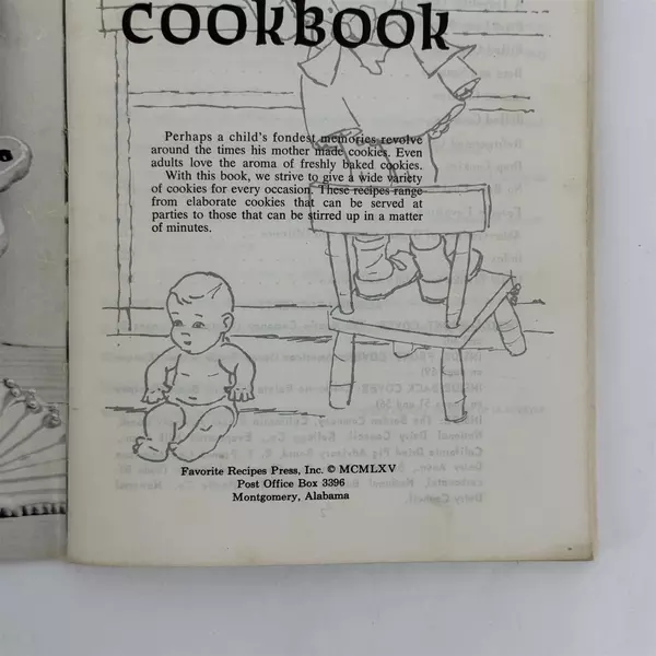Cookie Cookbook with Over 500 Recipes VINTAGE 1965 Paperback 124 Pages