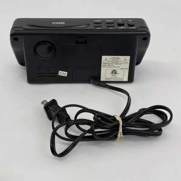 VTG Advance Digital Alarm Clock Snooze Dimmer Big Numbers Model 4022 Works