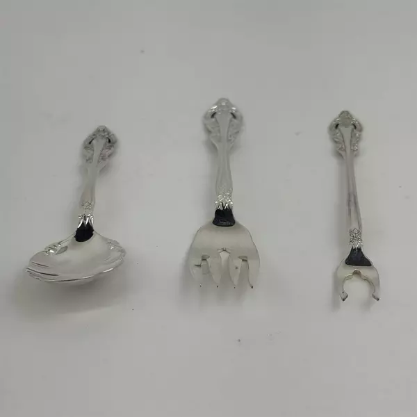 3 Community / Oneida Brahms Stainless Replacements Forks and Sugar Spoon
