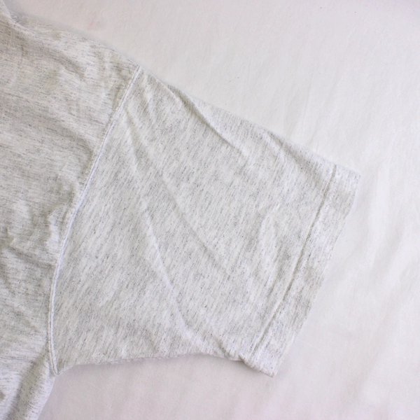 Fruit of the Loom Unisex Adult L White Heather Native Imagery Graphic T-Shirt