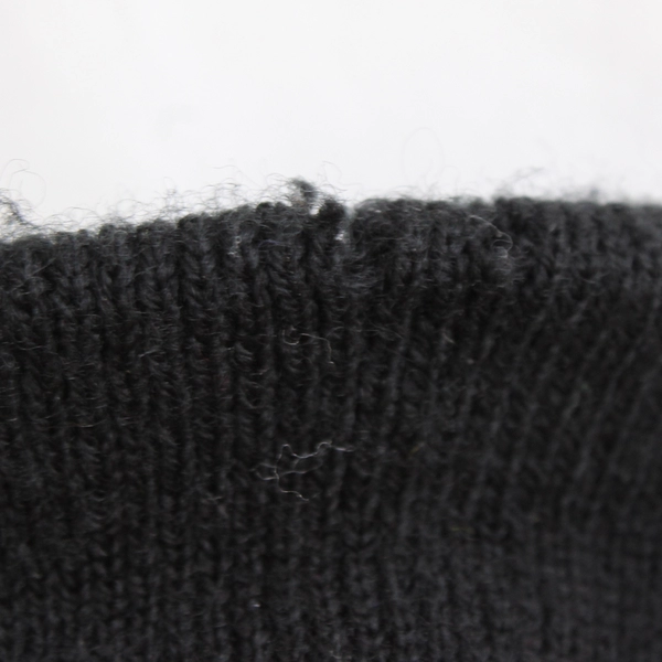 OshKosh B'gosh Red and Black Mittens Kids' Size 2-4T FLAW