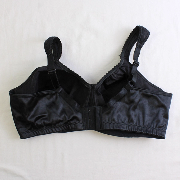 Playtex Black Nylon Wireless Unlined Bra Women's Size 40D