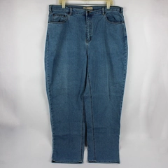 TravelSmith Men's 38x32 (39x32) Tapered Light Wash Stretch Denim Jeans