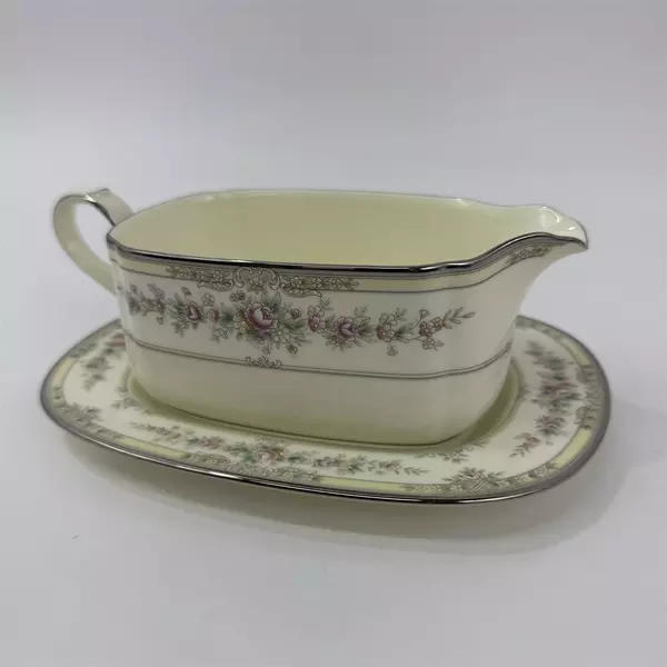 Noritake Shenandoah 9729 Gravy Boat & Underplate 
