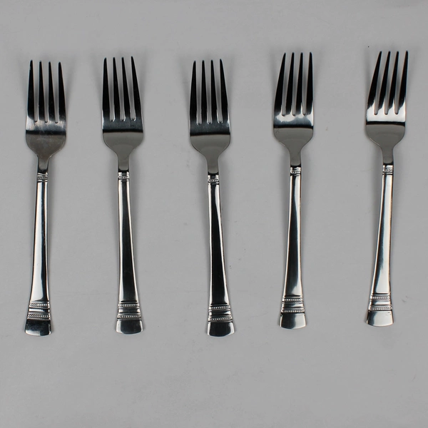 Lot Of 5 International Silver Kensington (Stainless) Flatware Salad Forks 7.5"