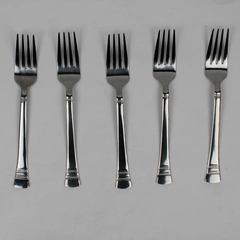 Lot Of 5 International Silver Kensington (Stainless) Flatware Salad Forks 7.5"