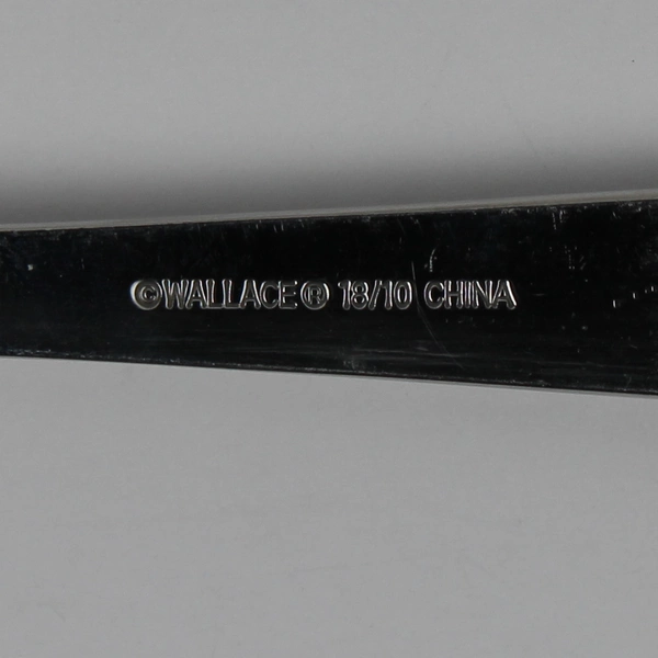 Lot of 4 Wallace Silver Parker Pattern 18/10 Stainless Dinner Forks 8.25" Good