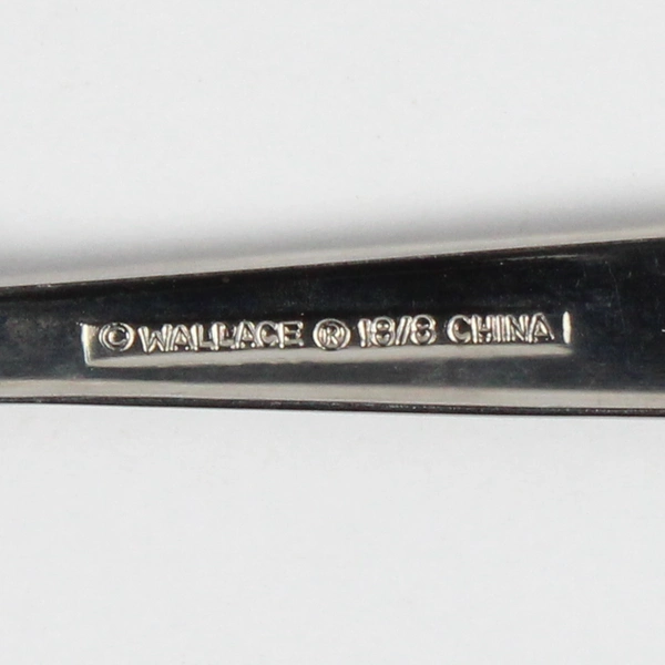 Wallace Silver Napoli Butter Knife 18/8 Stainless 3 Inch Blade Good