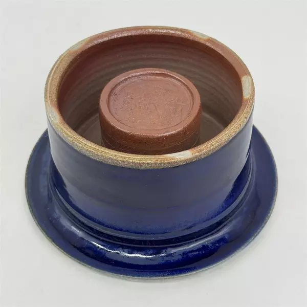 Handmade Artisan Ceramic Art Pottery Vase W/ Metal Frog Signed Cobalt Blue Beige