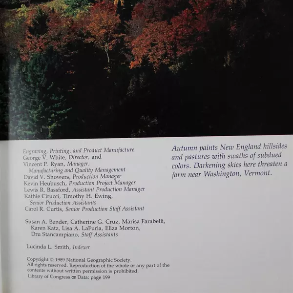 Lot of 2 National Geographic Books Hidden Worlds of Wildlife & New England