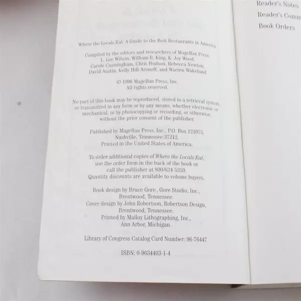 Where the Locals Eat: Guide to the Best Restaurants in America Paperback