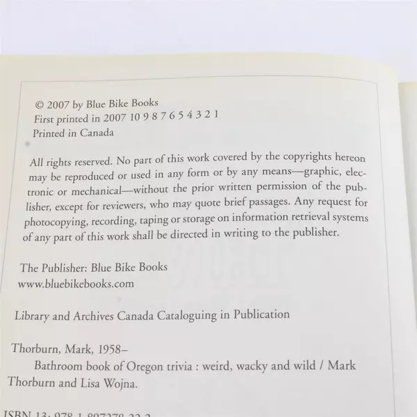 Bathroom Book of Oregon Trivia: Weird, Wacky & Wild Paperback