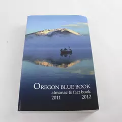 Oregon Blue Book Almanac & Fact Book 2011-2012 Paperback