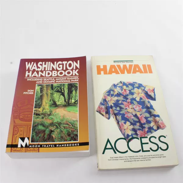 Lot of 2 Travel Books Washington Handbook & Hawaii Access