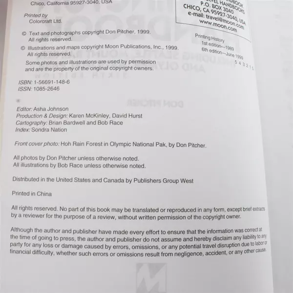 Lot of 2 Travel Books Washington Handbook & Hawaii Access