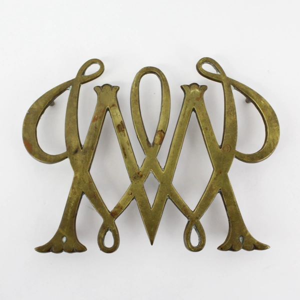 1950 Virginia Metal Crafters William and Mary Brass Trivet