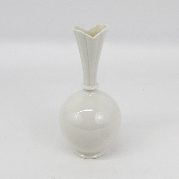 VTG Lenox Cream Colored Art Deco Bulb Porcelain Bud Vase 8” 