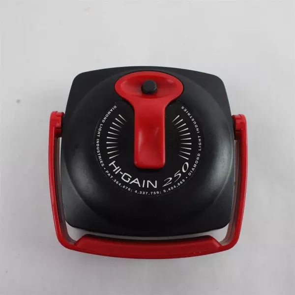 Hi Gain 250 Flashlight w/Belt Clip & Handle Stand