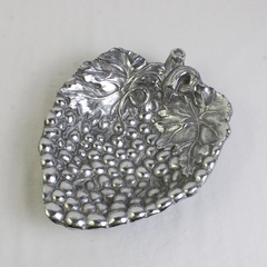 VTG Wilton Armetale RWP Pewter Grape Bowl Candy Dish 10"