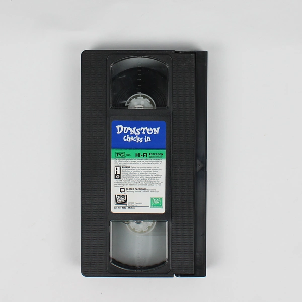 Dunston Checks In Children's Movie VHS Cassette 1995