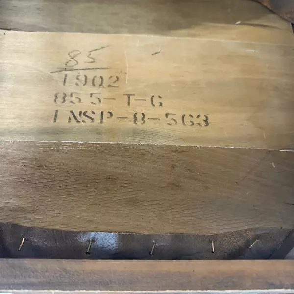 Antique 1902 English Hepplewhite Style Brown Cushioned Chair