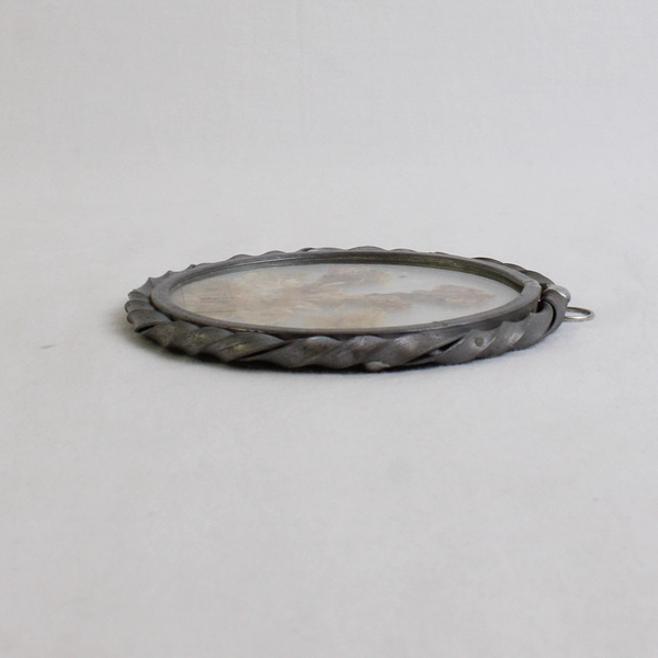 VTG Twisted Pewter Metal Glass Dried Flowers Round Shaped Suncatcher Ornament