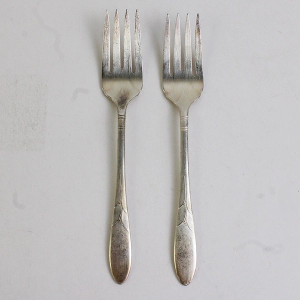Lot of 2 Oneida Silverplate 1932 Lady Hamilton Salad Forks 6.75"