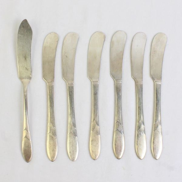 Lot of 7 Oneida Community Lady Hamilton Butter Knives 6.5" Long