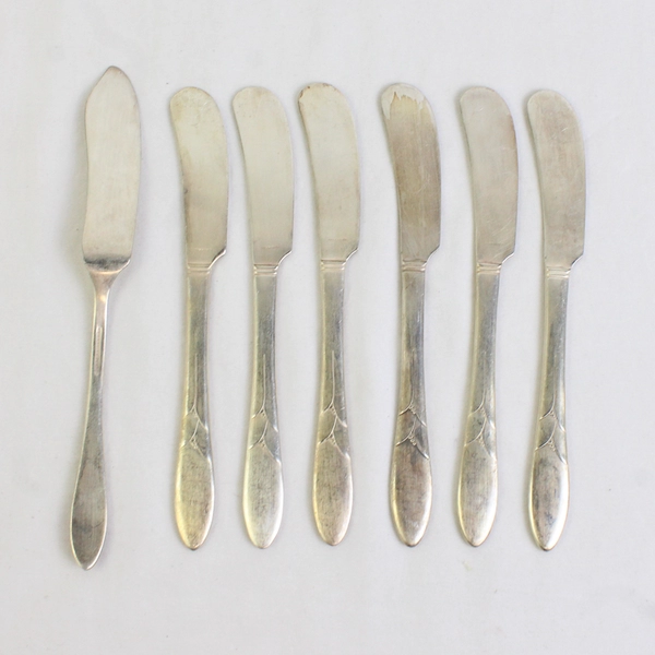 Lot of 7 Oneida Community Lady Hamilton Butter Knives 6.5" Long
