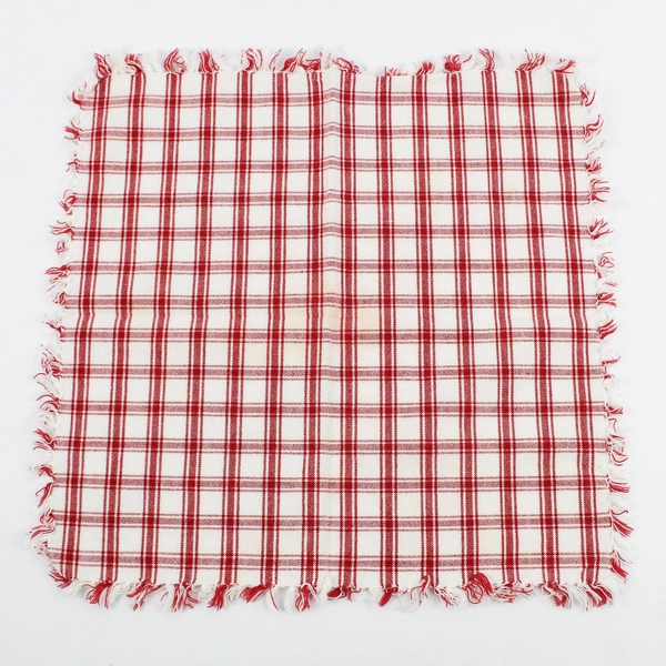 Lot Of 4 Matching Unbranded Red/White Plaid Square Fabric Napkins 15" x 15"