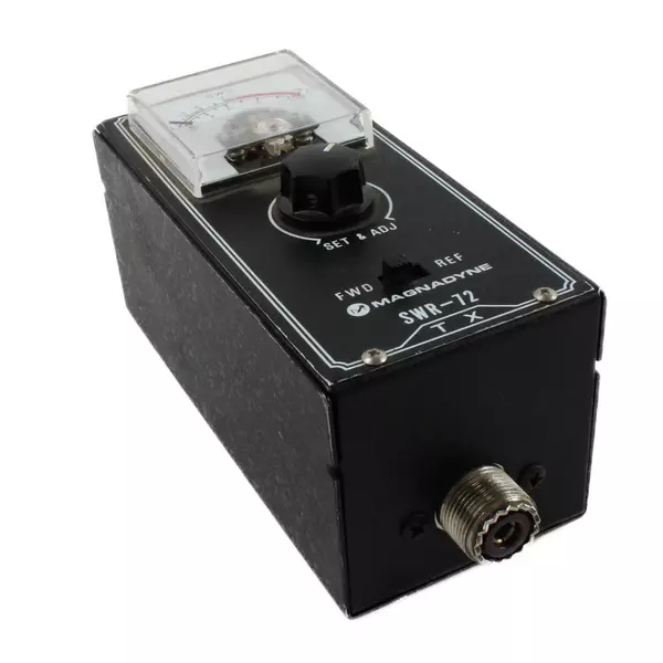 Magnadyne SWR-72 Field Strength Meter w/ 2 Extra Cords Untested