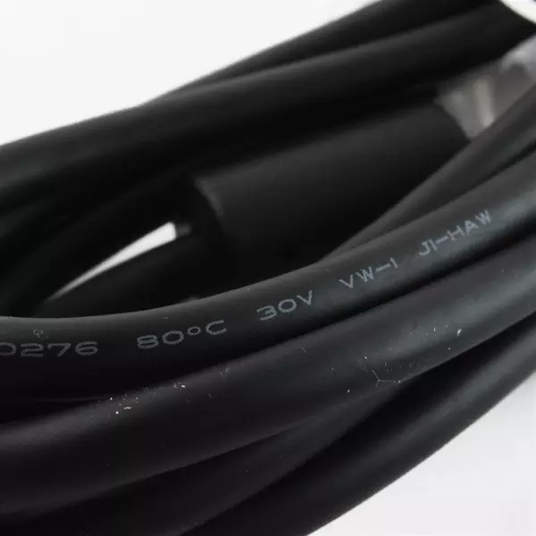 Lot of 4 E118077-C 80° 30V VW-1 Components Used Untested