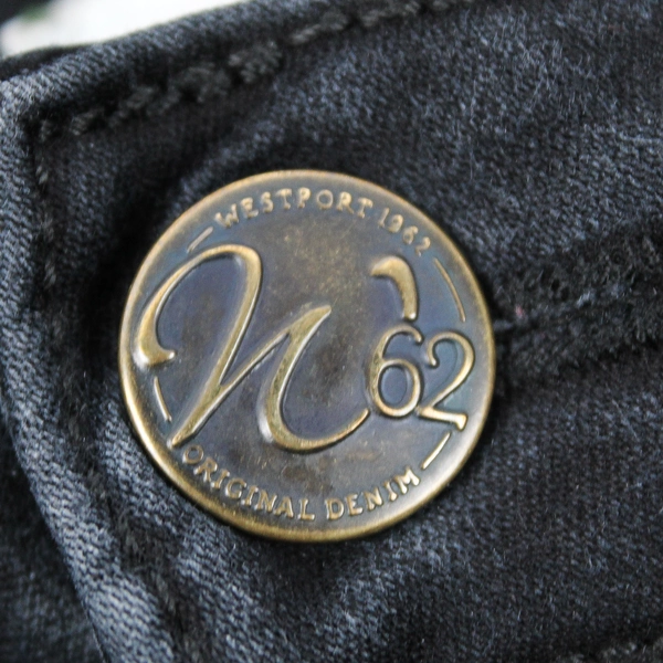 Westport 1962 Women's 8 Black Skinny Stretch Mid Rise Denim Jeans