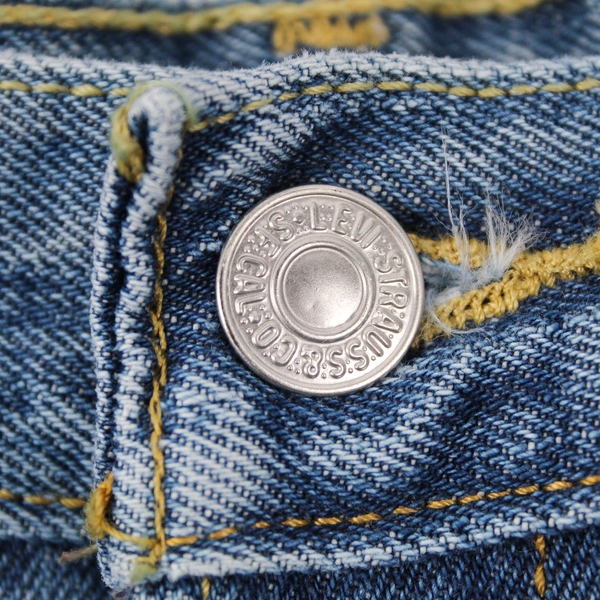 Levi's 501 Men's 32x32 Light Wash Straight Leg Button Fly Denim Jeans