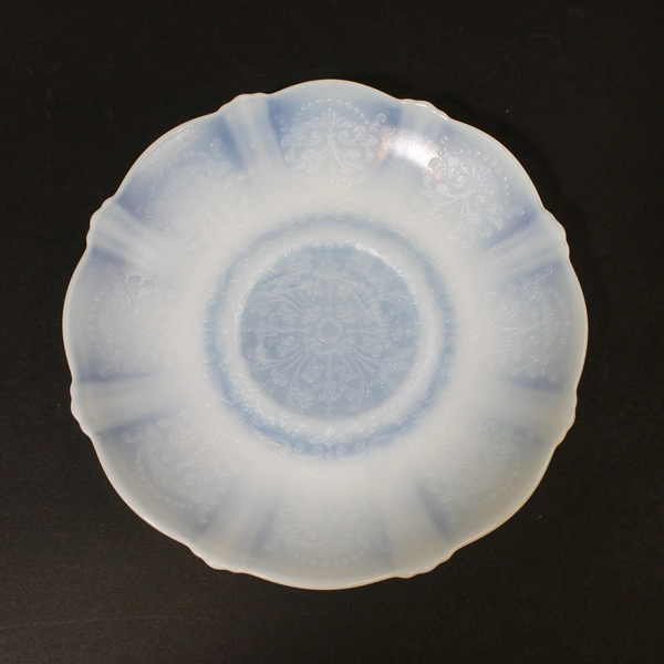 4 Vintage MacBeth Evans American Sweetheart Monax White Cups & Saucers. 