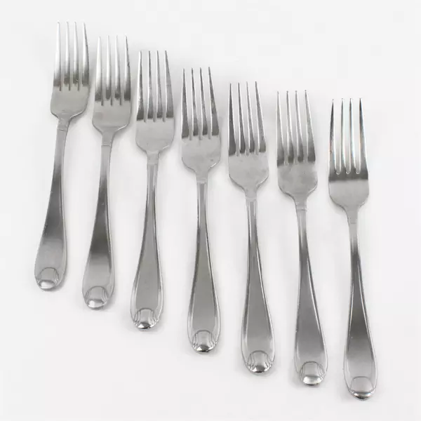 Set of 7 Oneida Satin Garnet Stainless Dinner Forks 8" Flatware