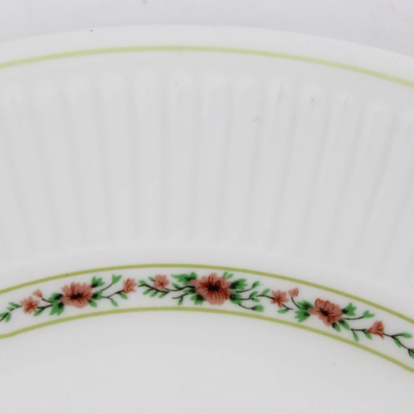 Wedgwood Insignia 10" Dinner Plate Metallised Bone China Gold Band Pink Flowers