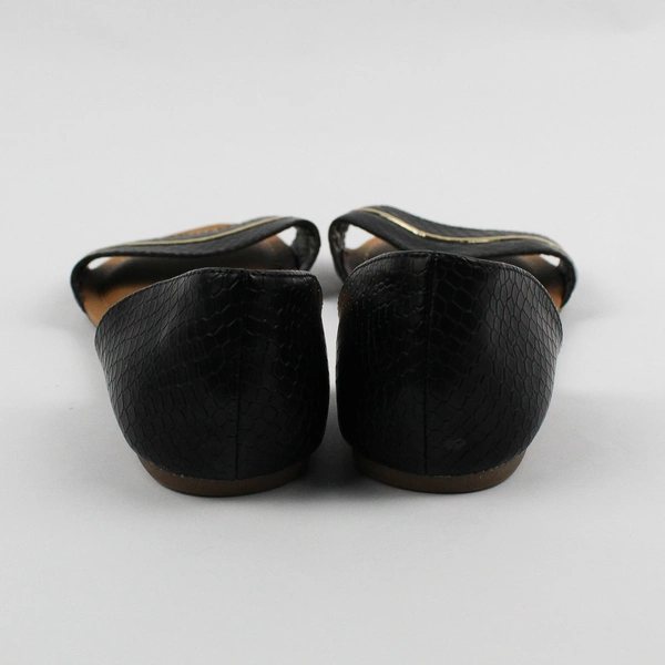 Andiamo Black Faux Alligator Skin Slip-On Open Toe Sandals Women's Size 7M